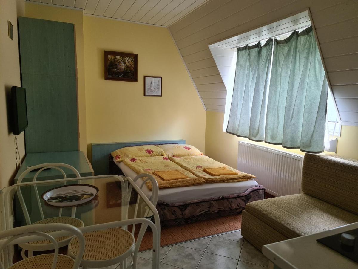 シオーフォクRichie Ii. Apartmanアパートメント エクステリア 写真