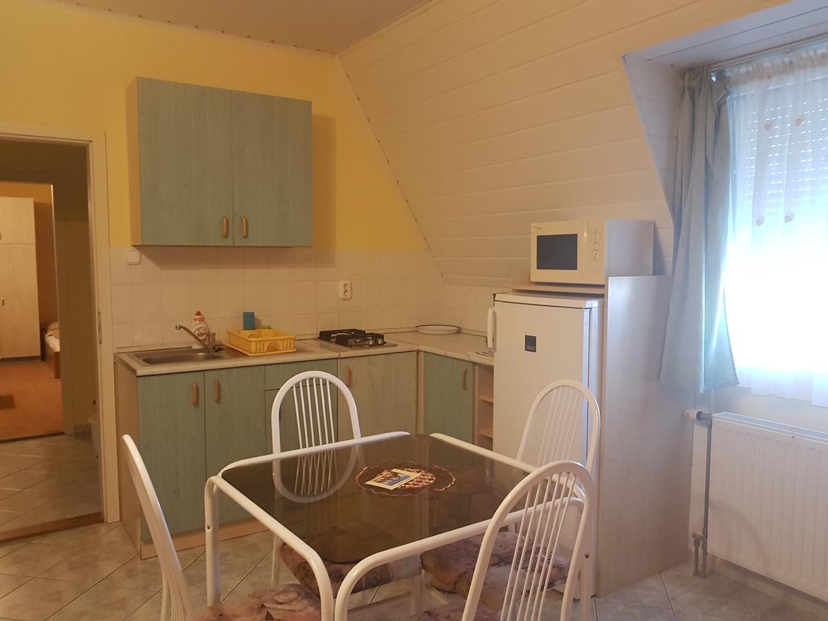 シオーフォクRichie Ii. Apartmanアパートメント エクステリア 写真